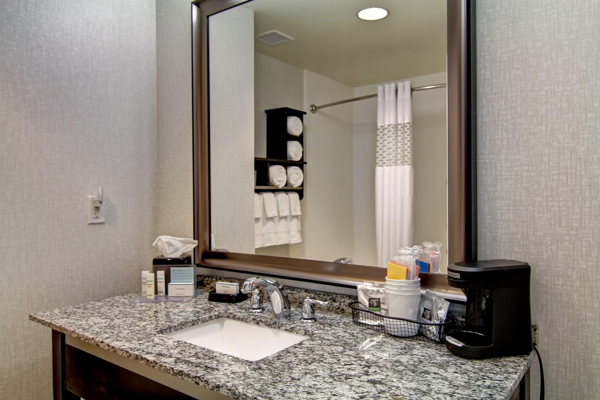 Hampton Inn And Suites Cincinnati - Downtown Extérieur photo