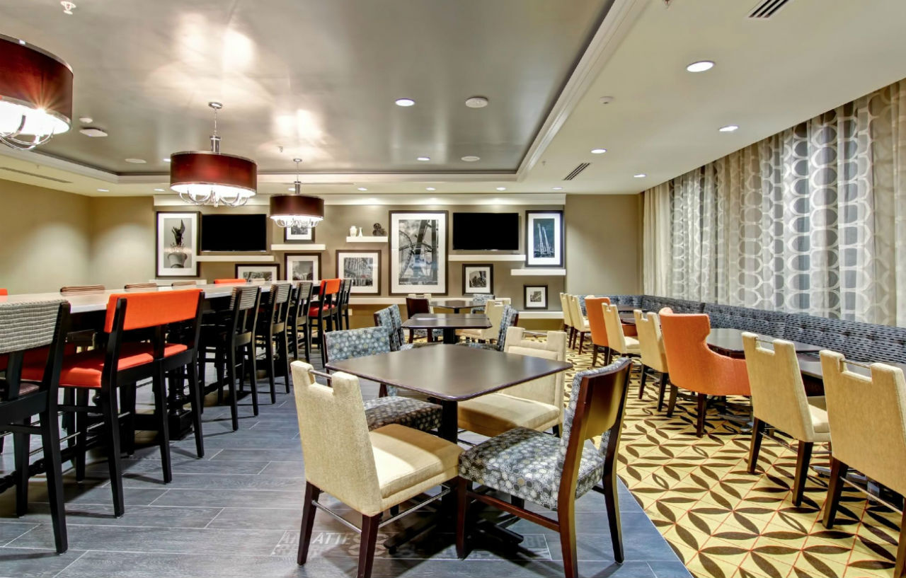 Hampton Inn And Suites Cincinnati - Downtown Extérieur photo